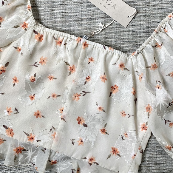 NWT ACOA Cropped Corset Blouse in Beige w/ Allover Floral Print, Size Small - Picture 4 of 7